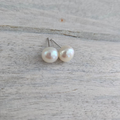 Freshwater Pearl Bridal Studs